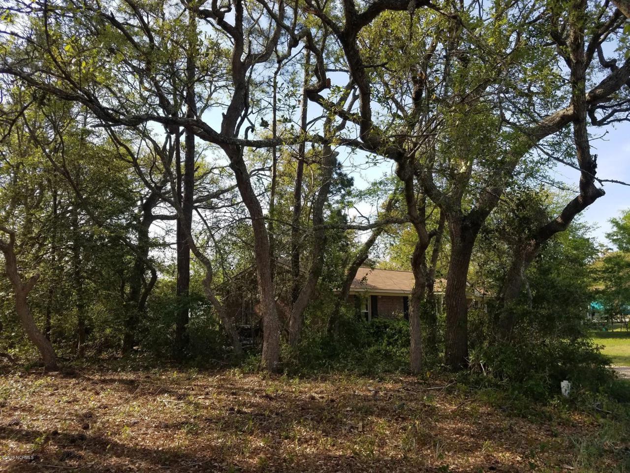 135 38 Street - Photo 1