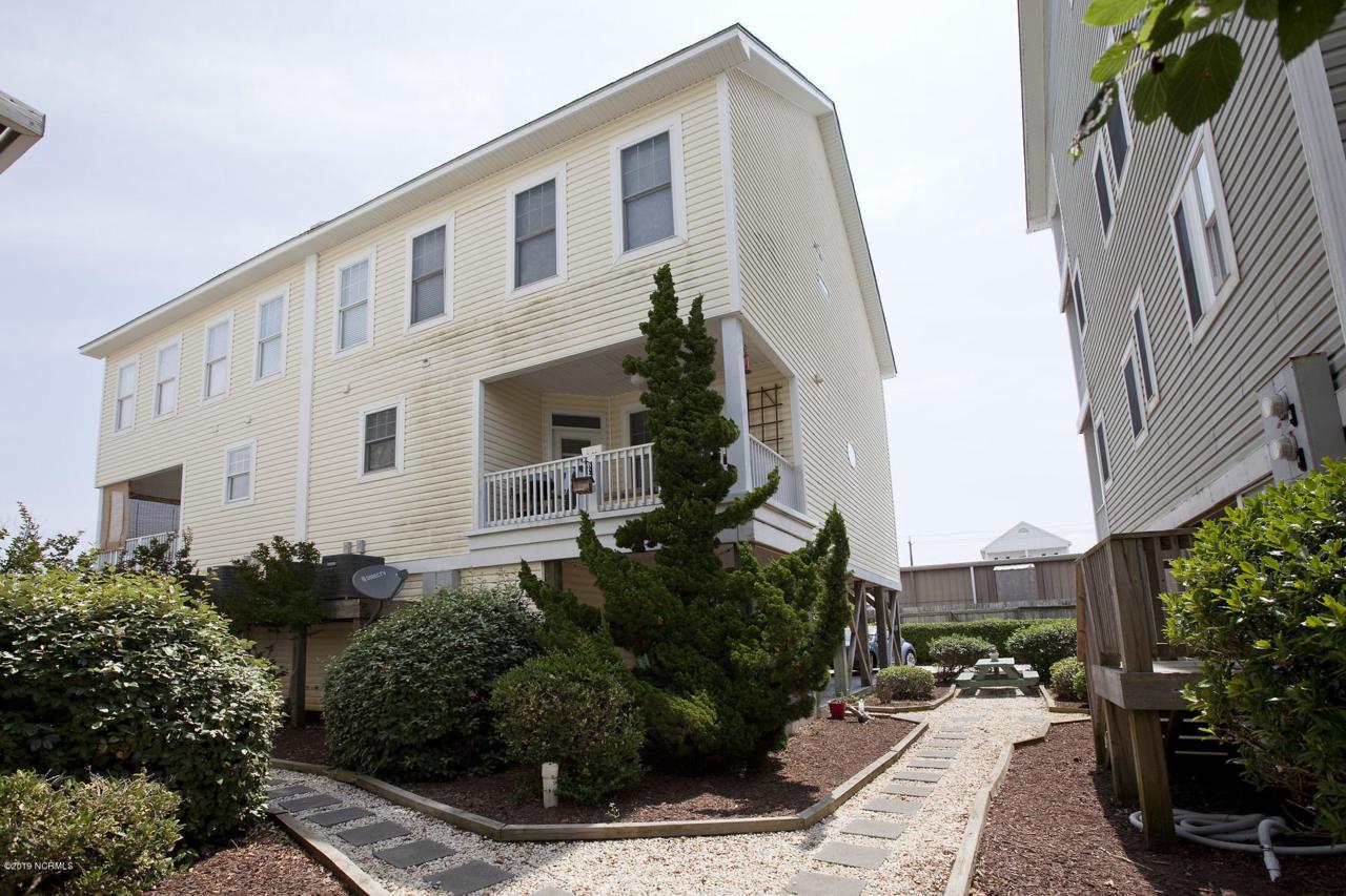 104 Spartanburg Avenue - Photo 1
