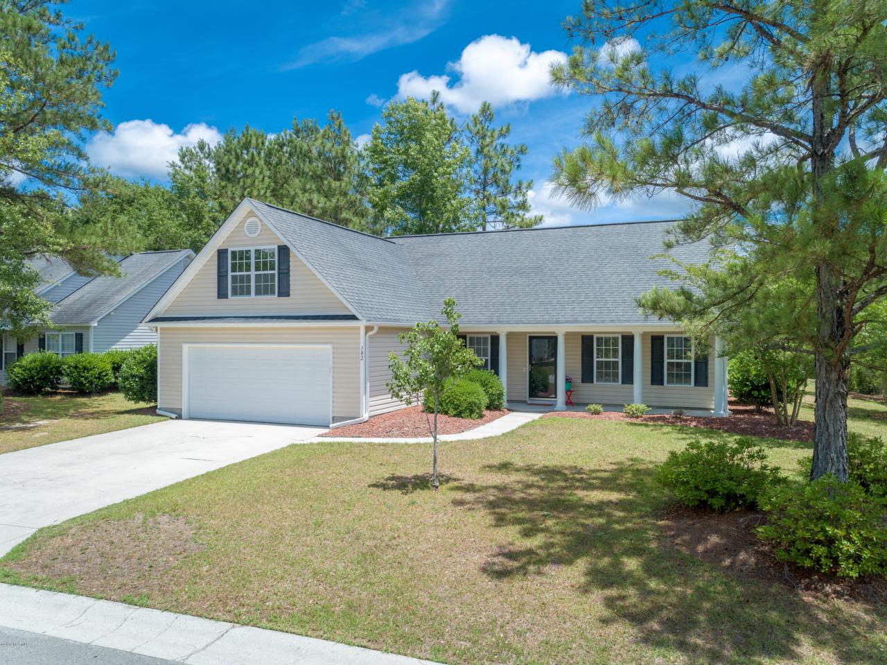 102 Woodford Road - Photo 1