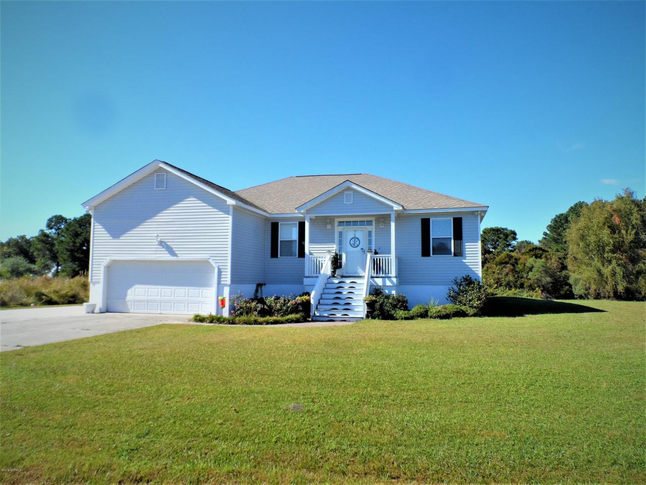 211 Pelican Harbor Road - Photo 1