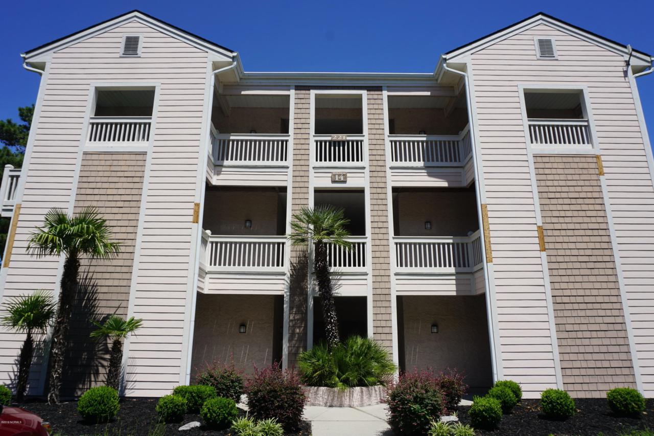 221 Kings Trail - Photo 1
