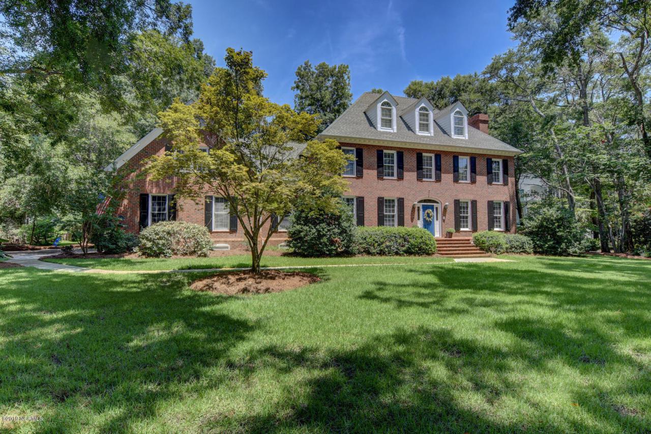 129 Middle Oaks Drive - Photo 1