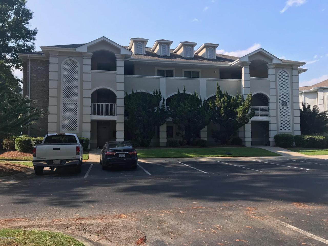 908 Resort Circle - Photo 1