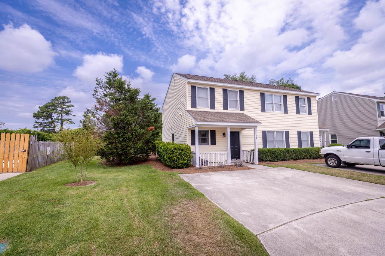 106 Lullwater Drive - Photo 1