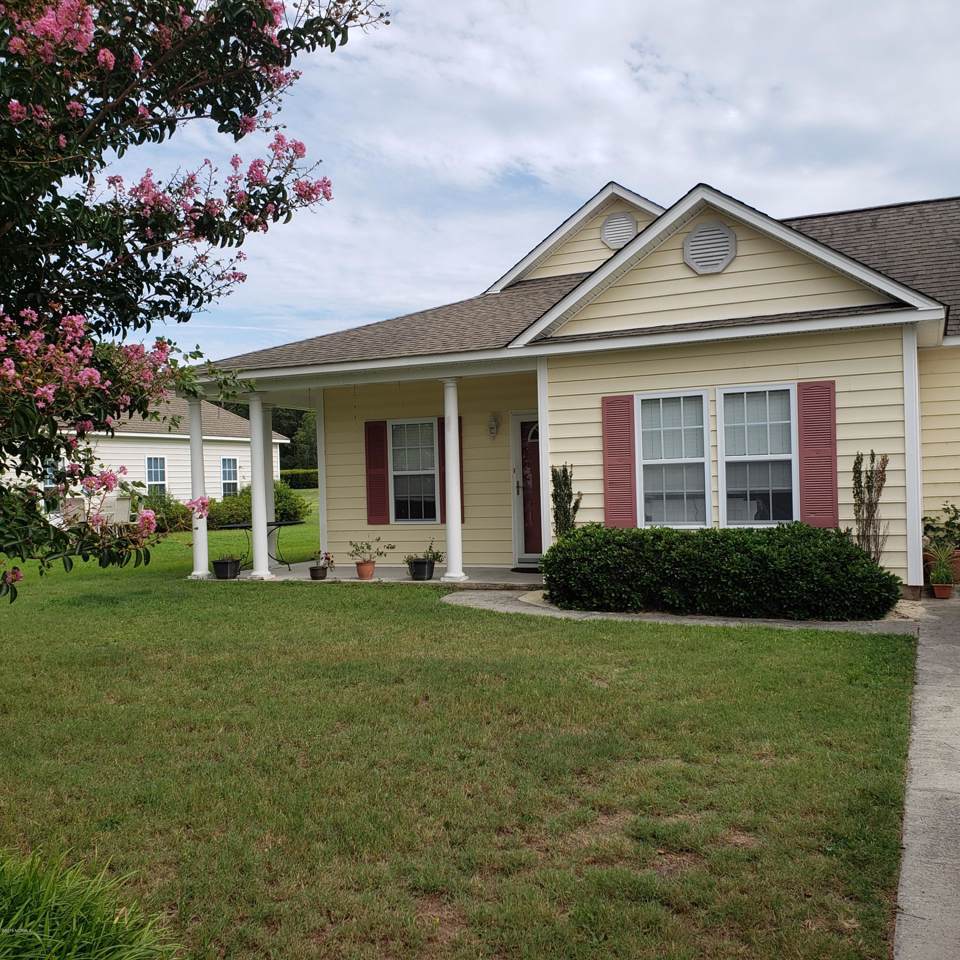102 Colville Court - Photo 1