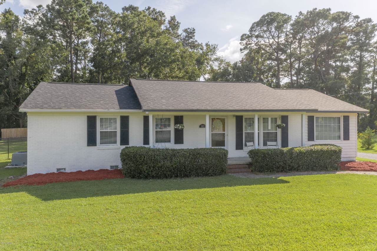 1103 Duchess Lane - Photo 1