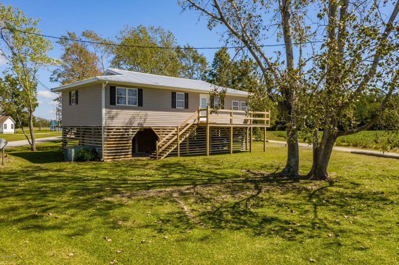 305 Newport Loop Road - Photo 1