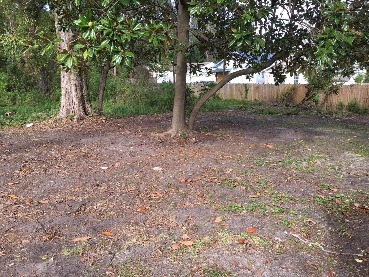 402 13th Street - Photo 1