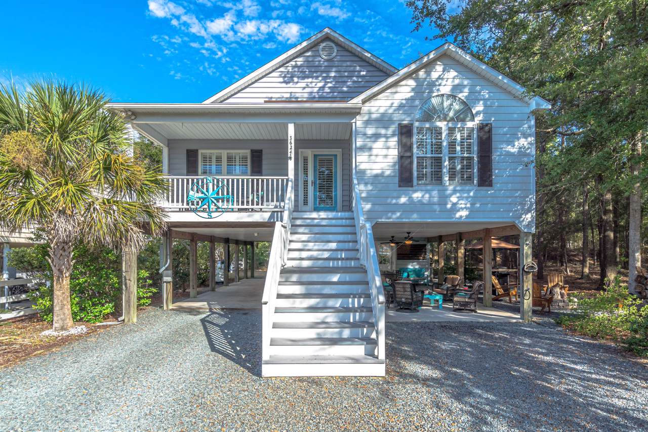 3624 Windy Point Road - Photo 1