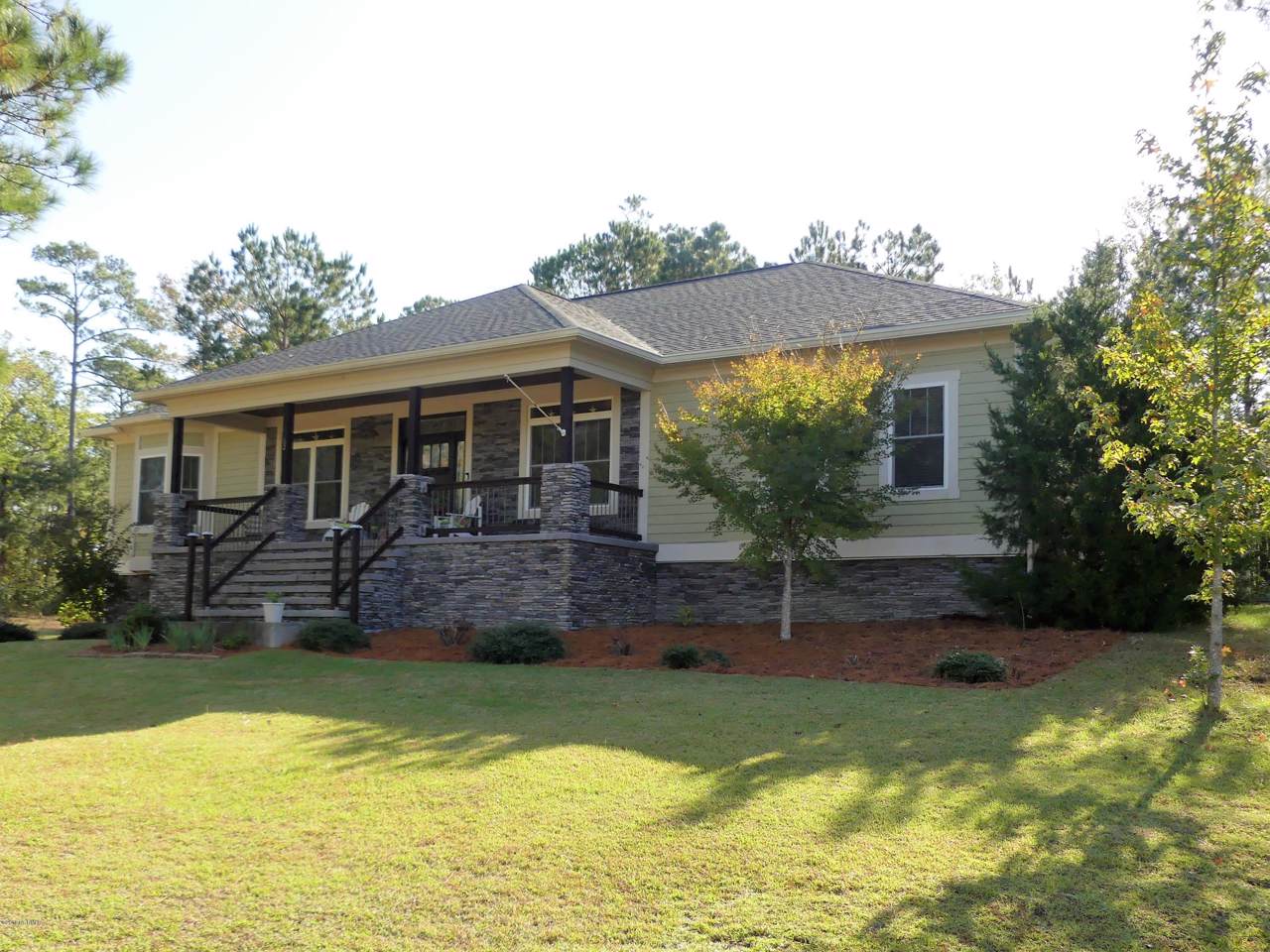 82 Tradewinds Drive - Photo 1