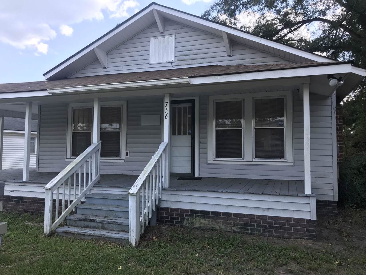 756 Southerland Street - Photo 1