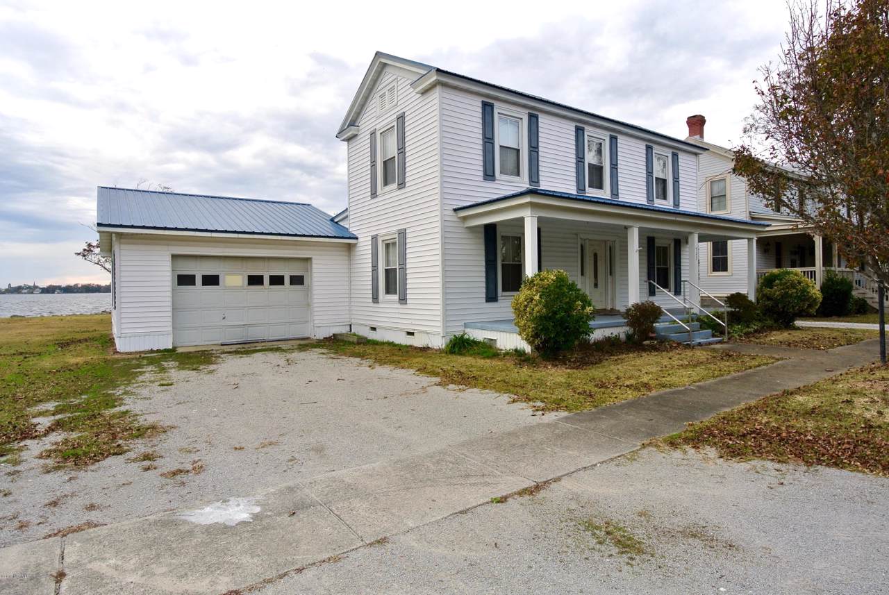 523 A Street - Photo 1