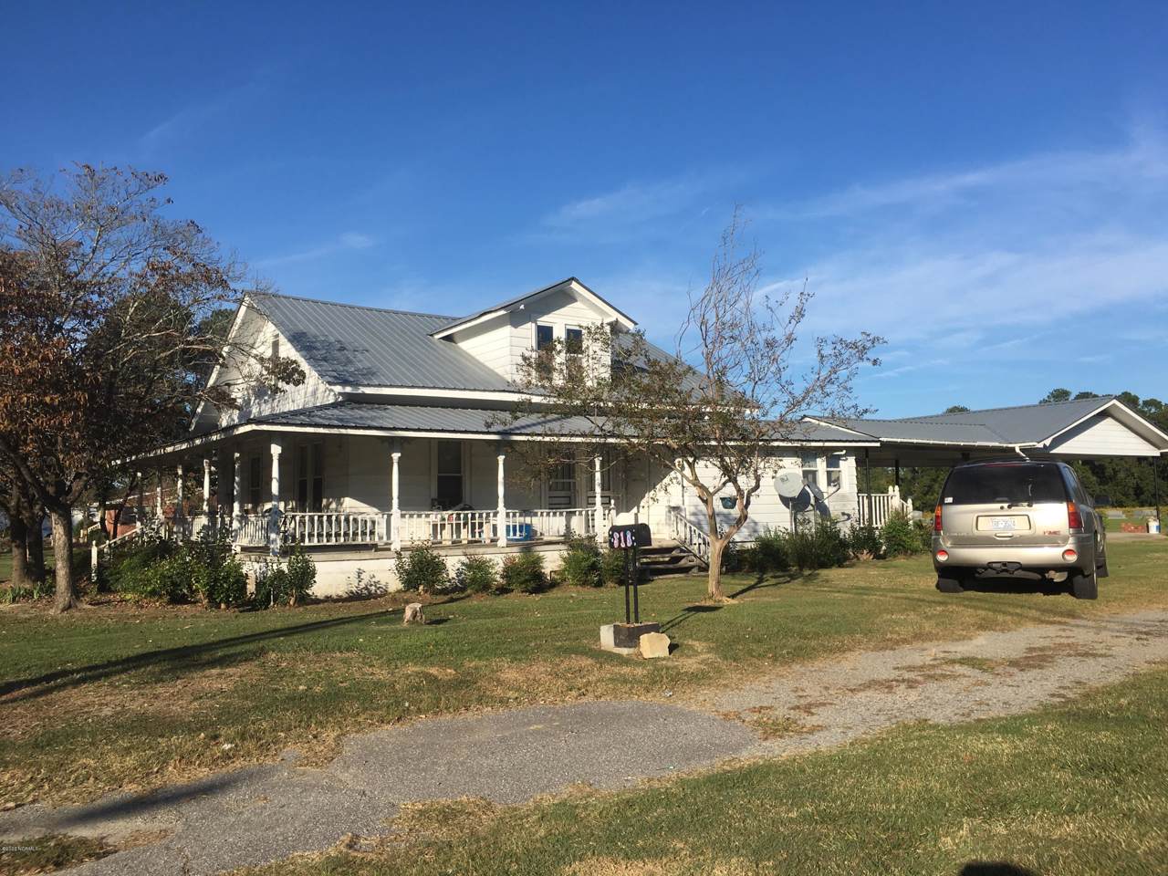 313 Jackson Street - Photo 1