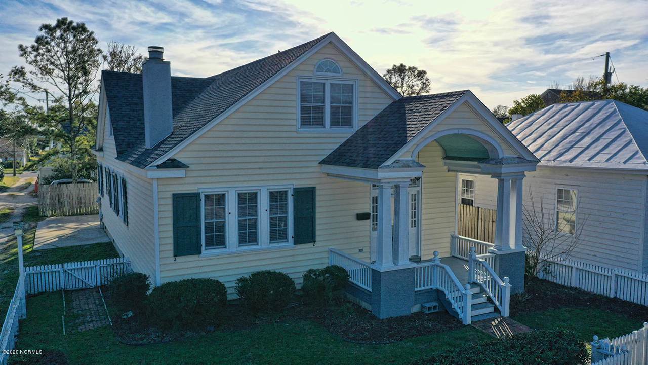 1811 Arendell Street - Photo 1