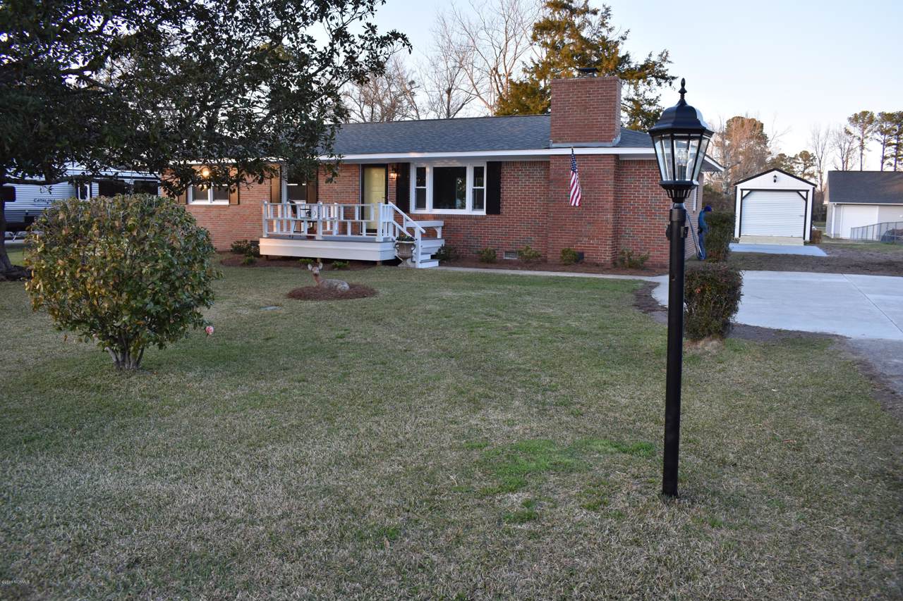 117 Jamaica Drive - Photo 1