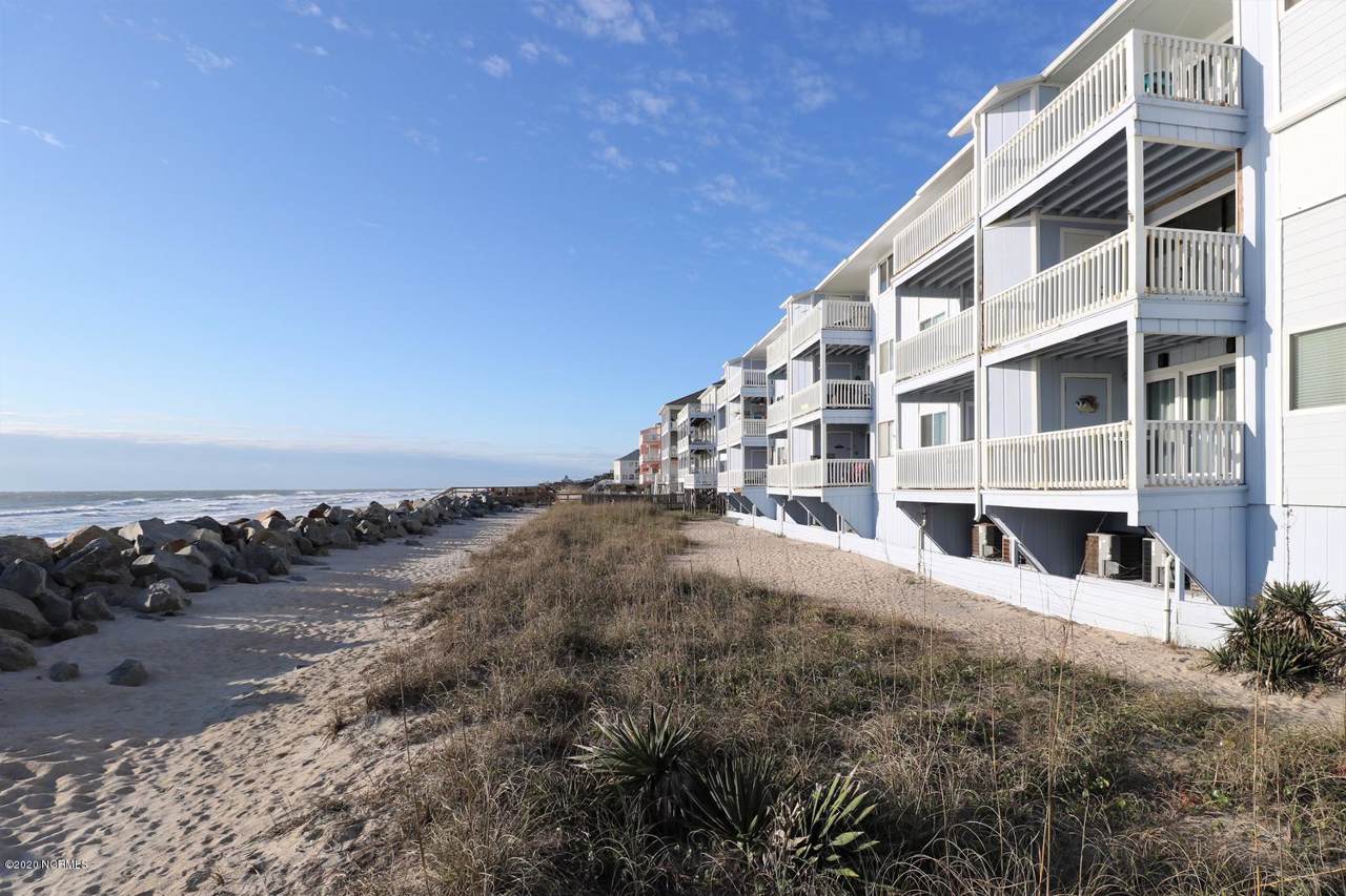 1610 Carolina Beach Avenue - Photo 1
