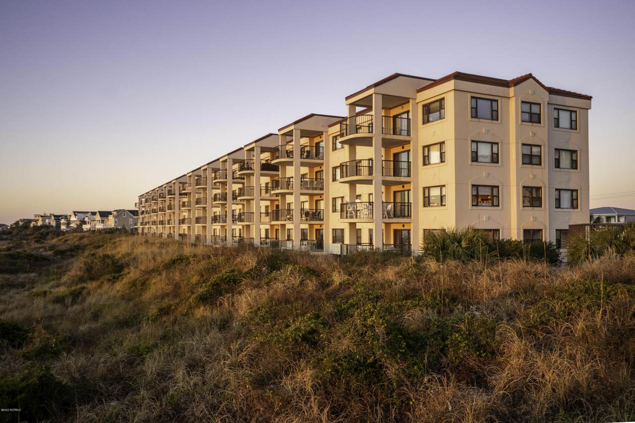 2400 Lumina Avenue - Photo 1
