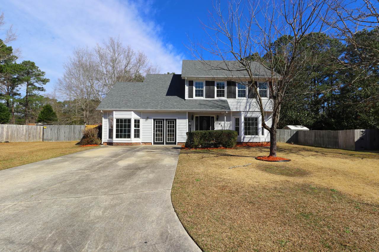108 Bedford Green - Photo 1