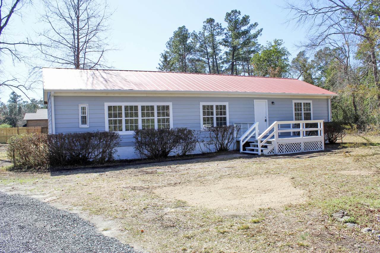 1115 Winston Avenue - Photo 1