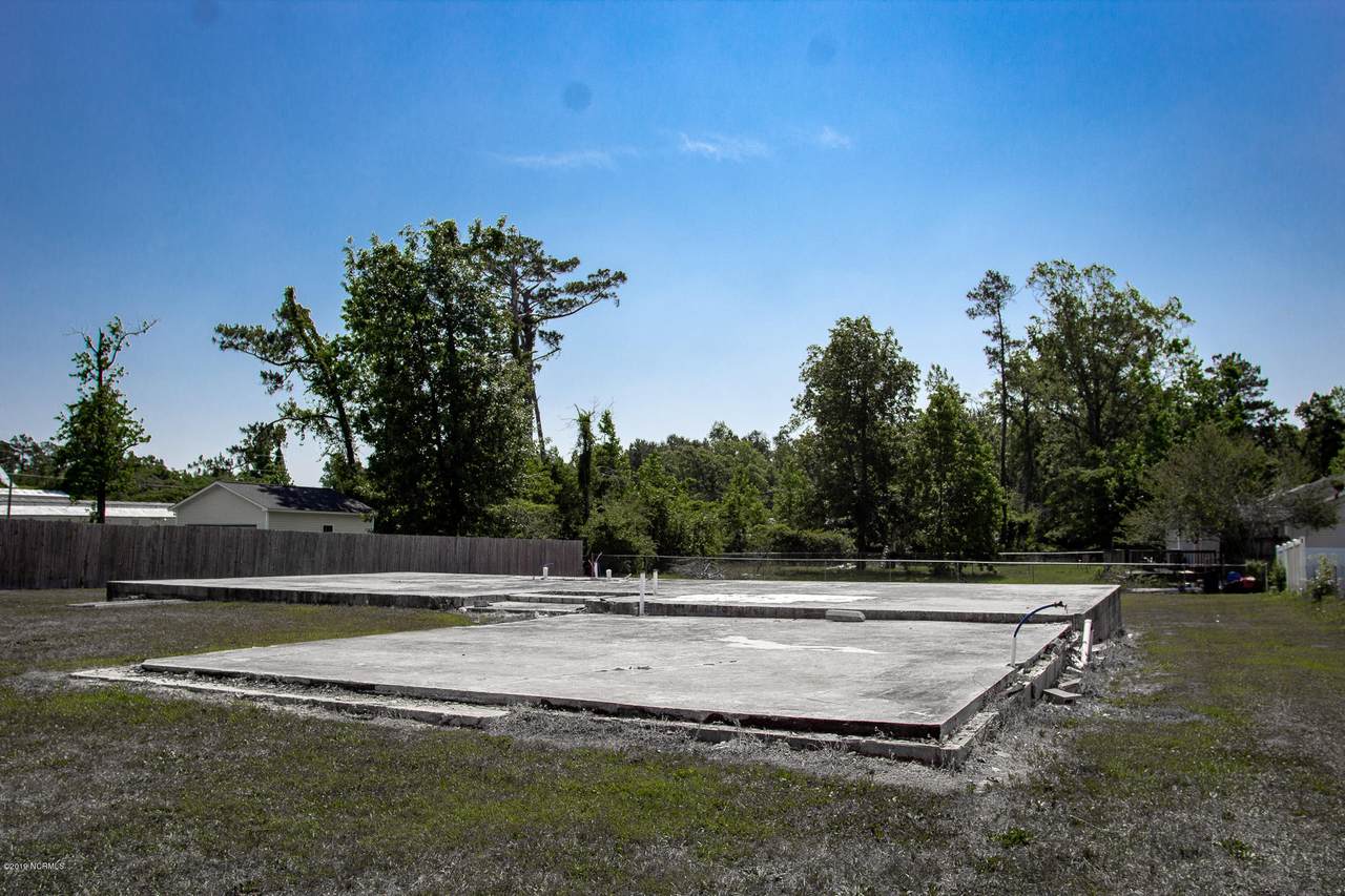 203 Charles Road - Photo 1