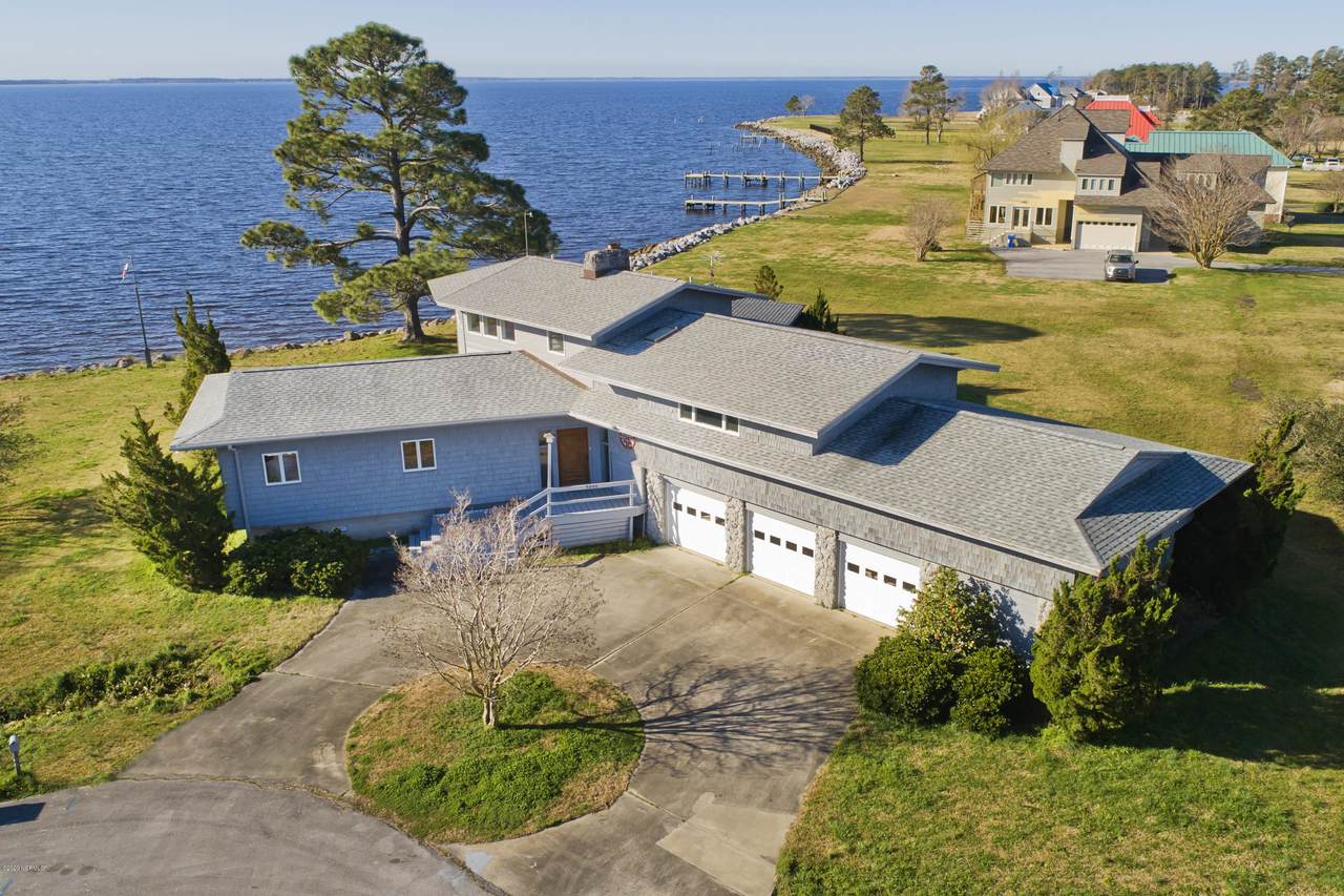 5006 Topsail Drive - Photo 1