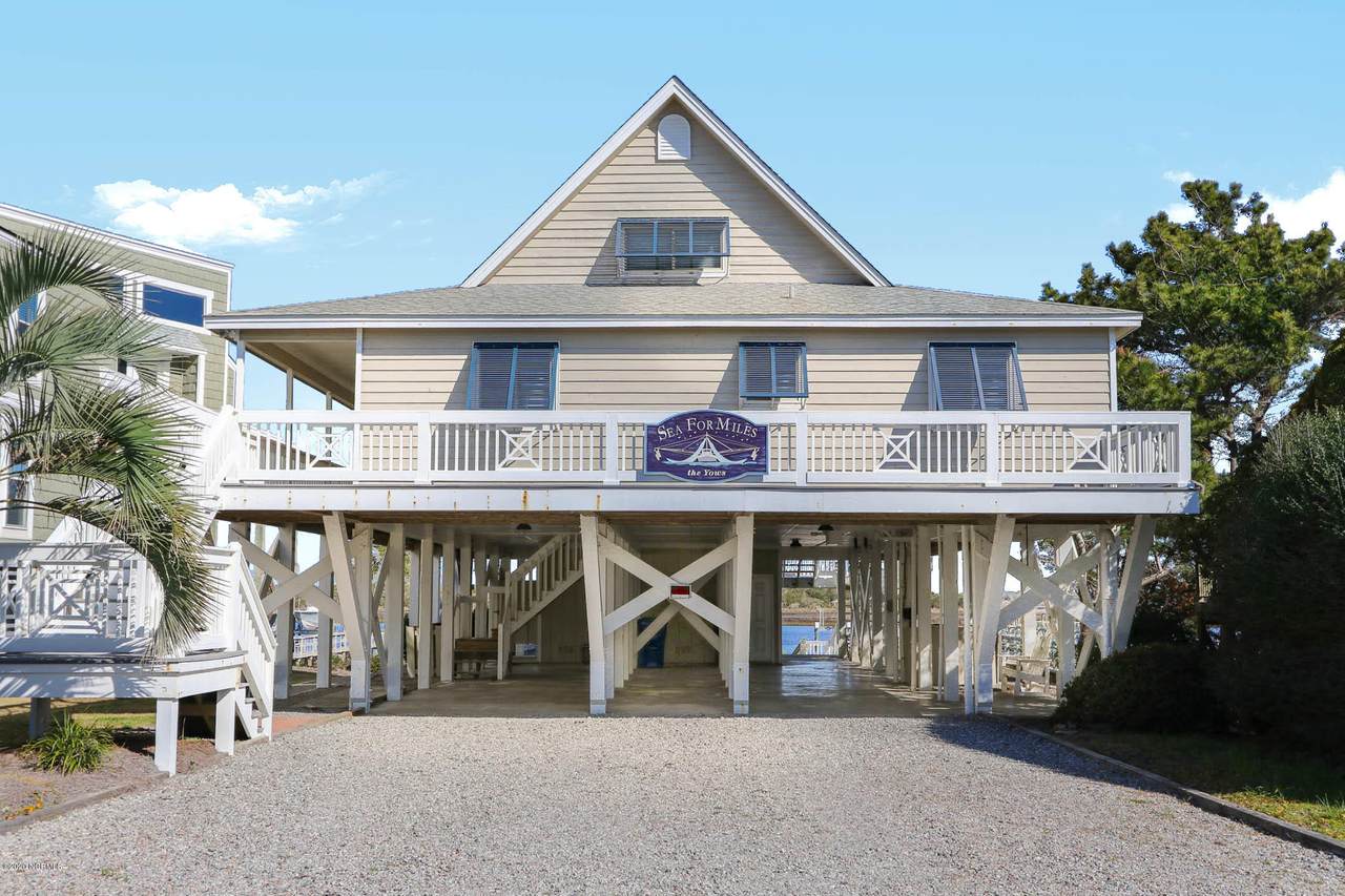 6006 Beach Drive - Photo 1