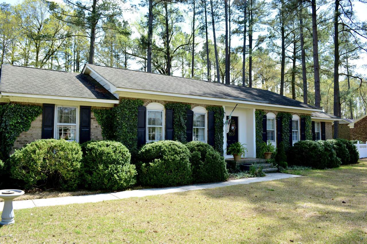 302 Harwood Street - Photo 1