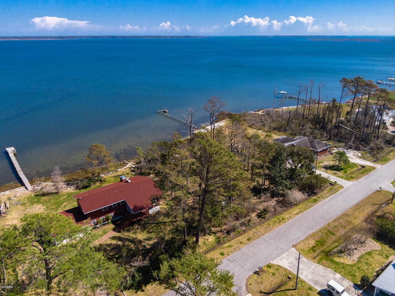 117 Shore Drive - Photo 1