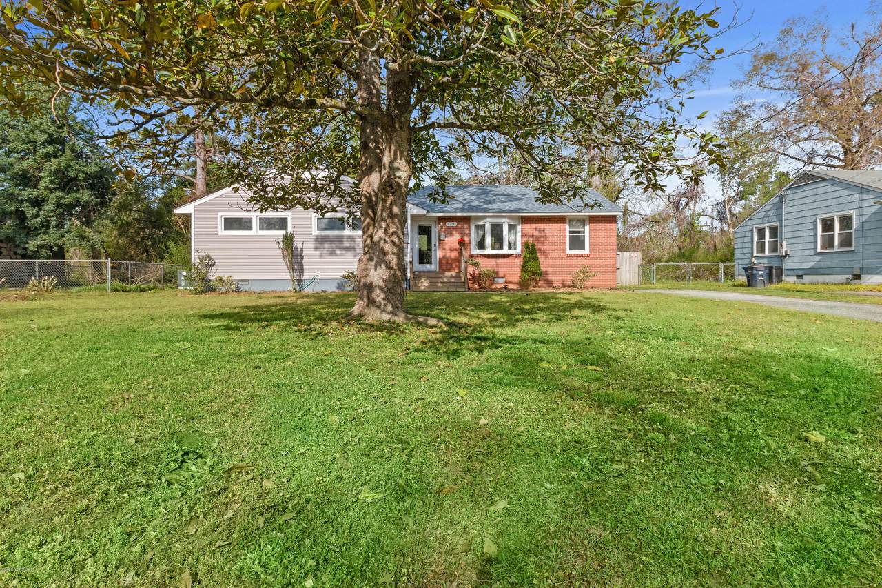605 Jarman Street - Photo 1 605 Jarman Street - Photo 1