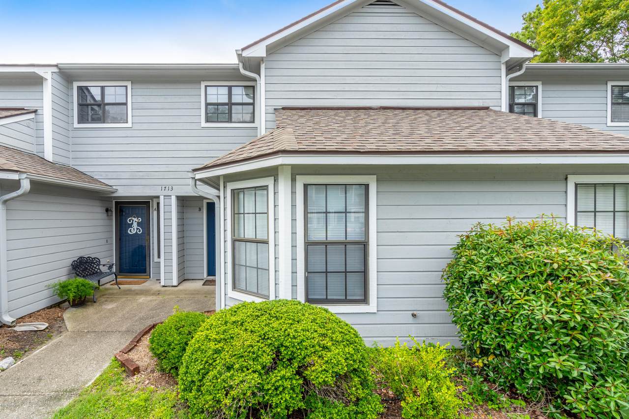 1713 41st Street - Photo 1