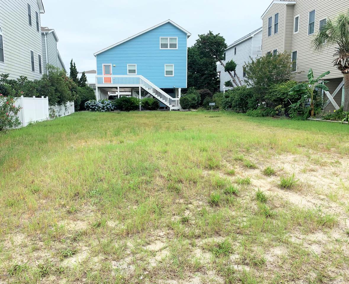 410 2nd Street - Photo 1