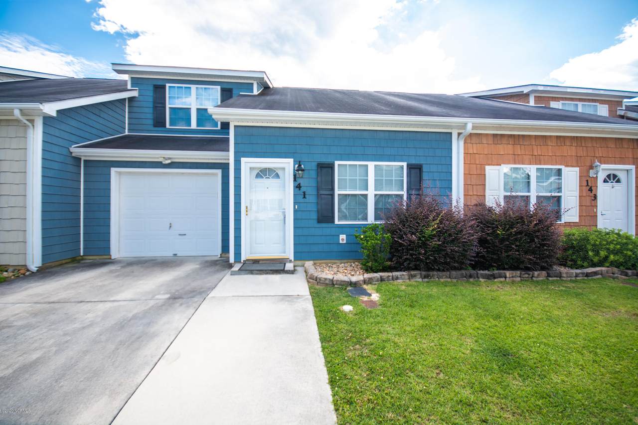 141 Jessie Circle - Photo 1
