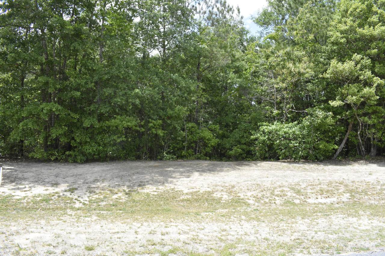 217 Deer Pointe Drive - Photo 1
