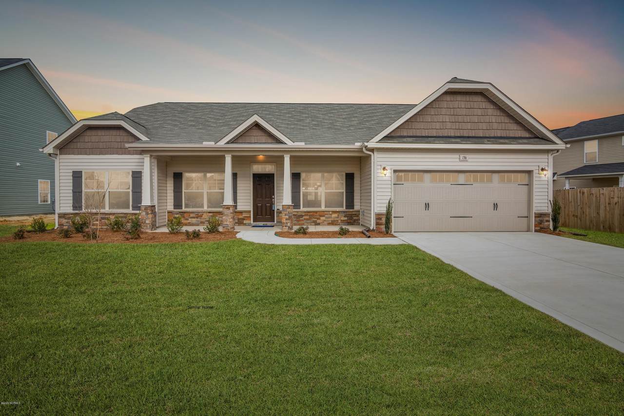 405 Reynolds Court - Photo 1