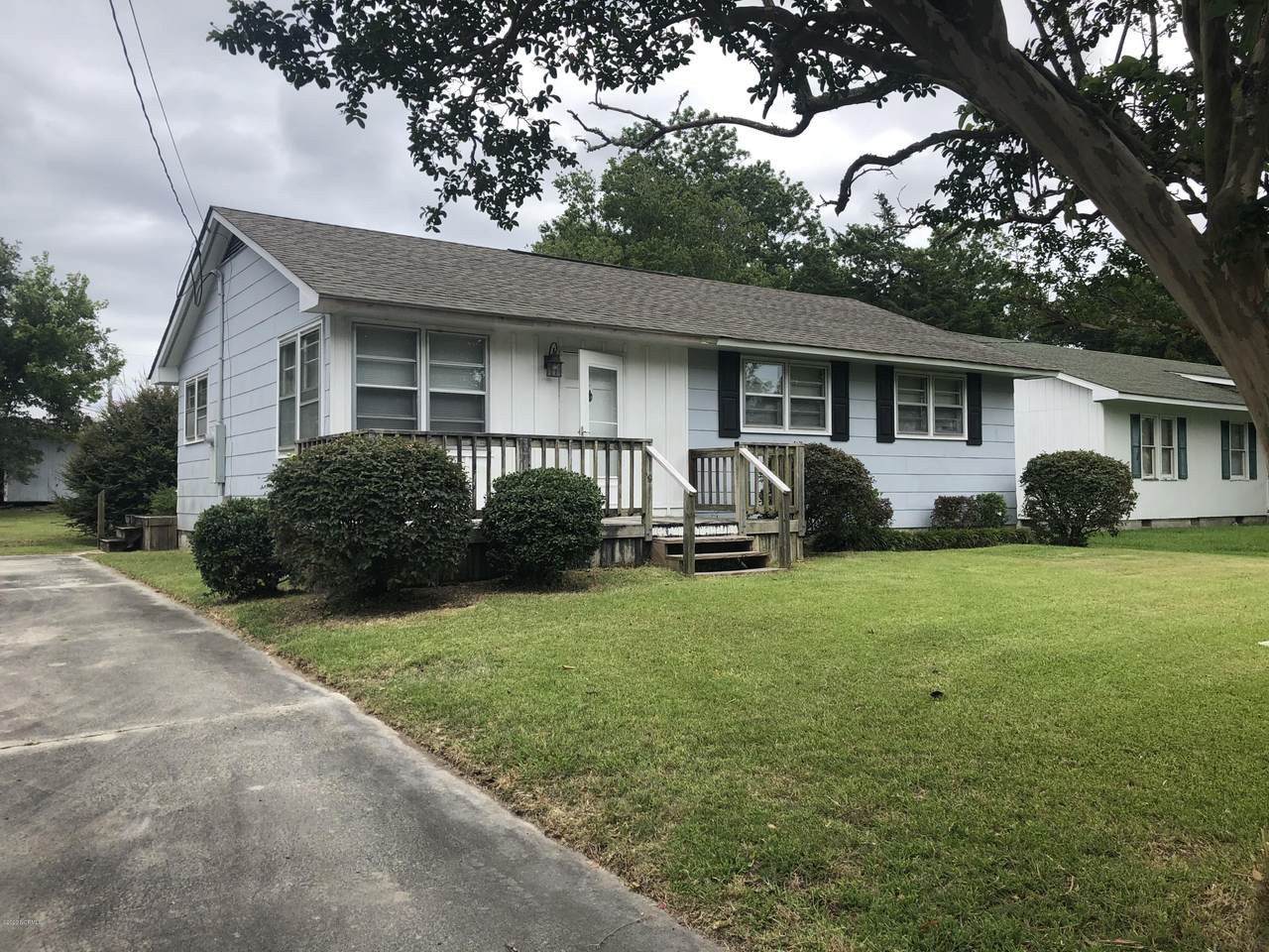 634 Broad Street - Photo 1