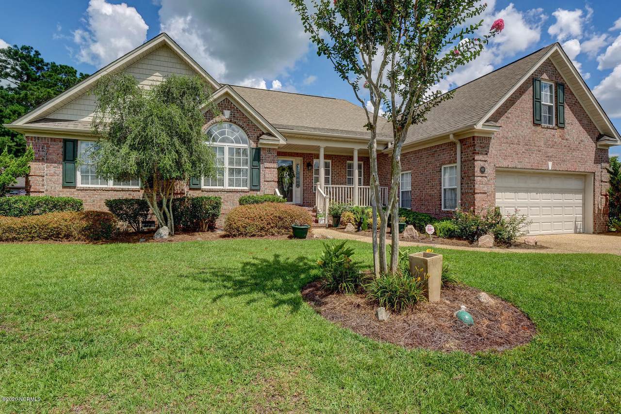 827 Aqua Lane - Photo 1