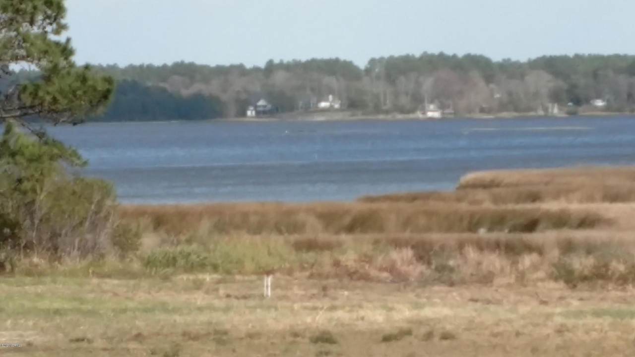 411 Plantation Lane - Photo 1