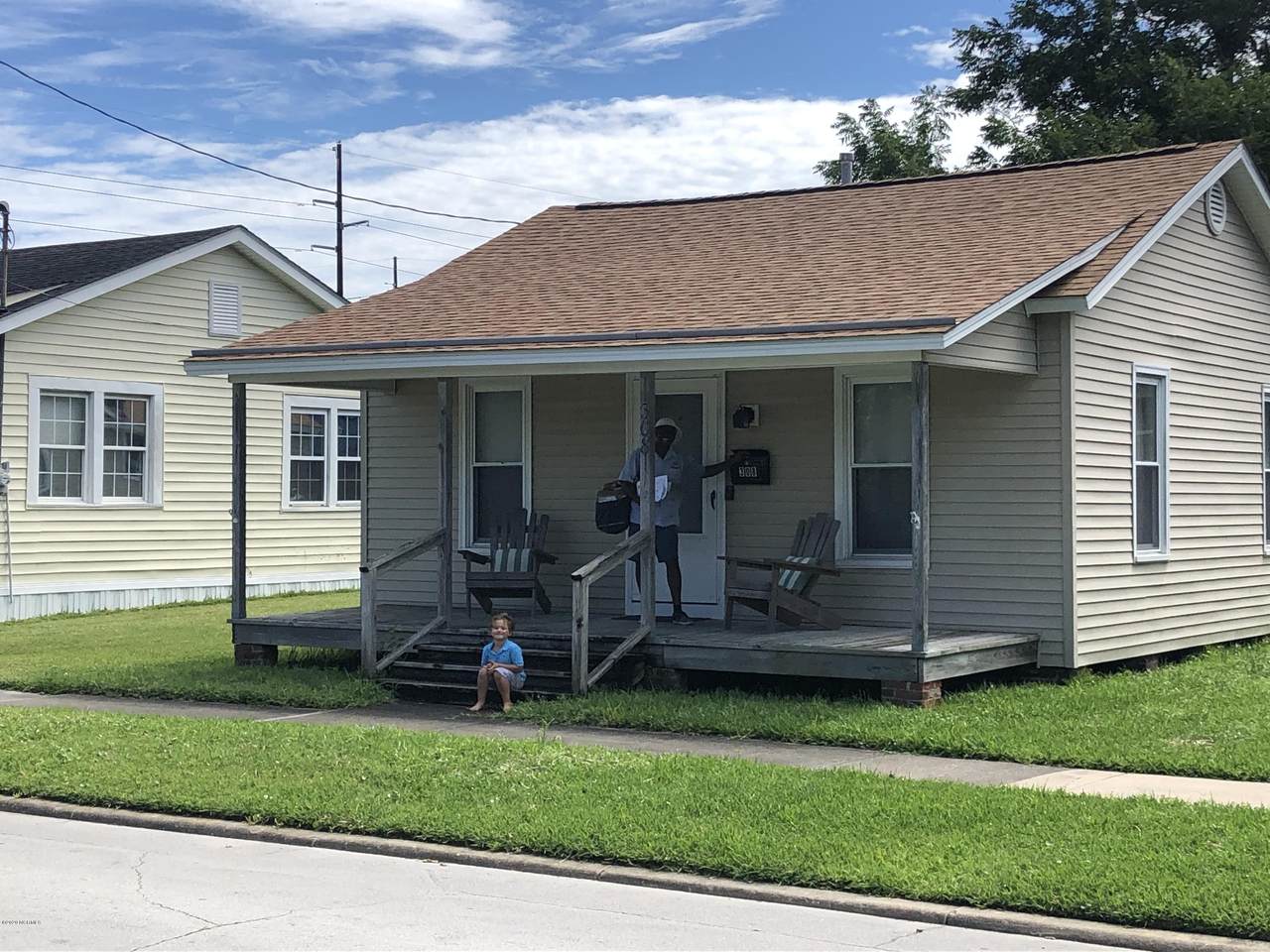 308 Live Oak Street - Photo 1