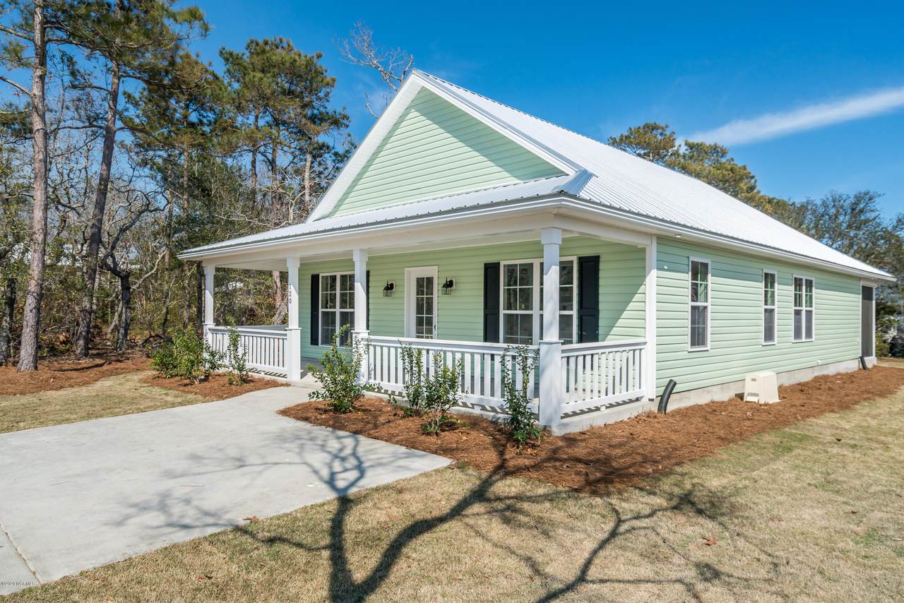 136 14th Street - Photo 1
