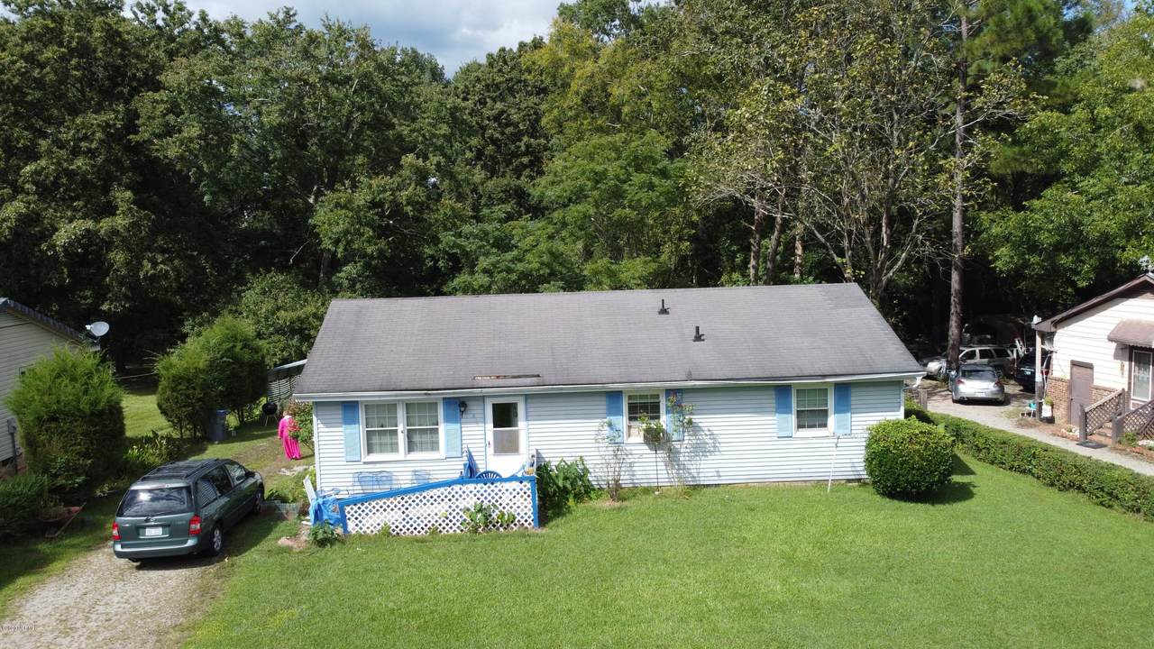 816 Lincoln Drive - Photo 1