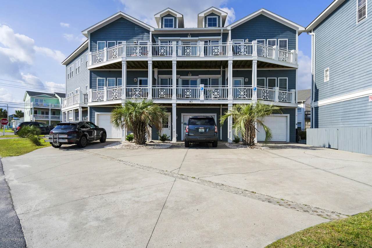 202 Fort Fisher Boulevard - Photo 1