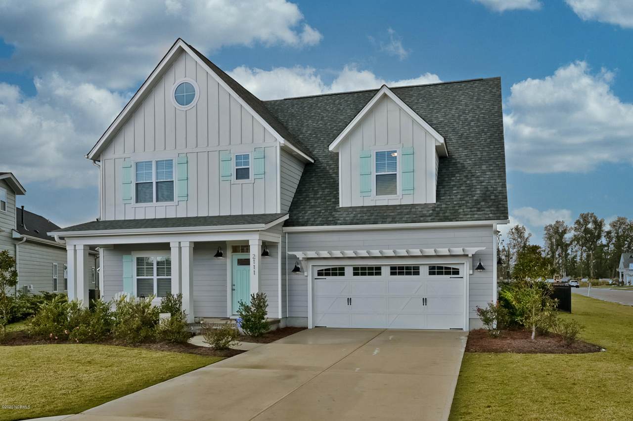 2111 Lake Kissimmee Court - Photo 1