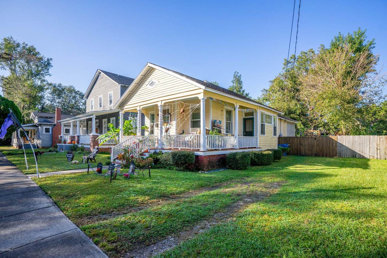 309 16th Street - Photo 1