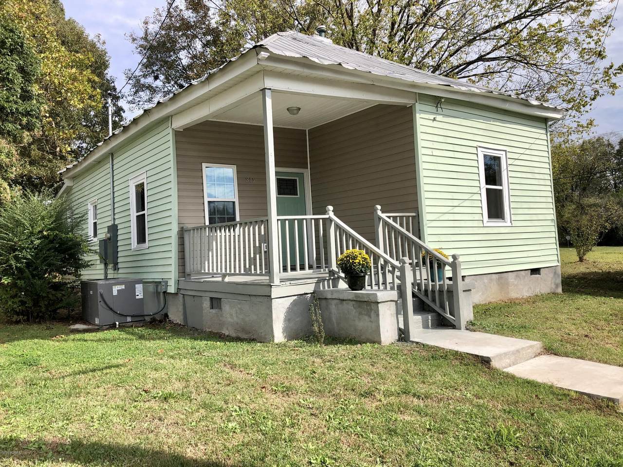 816 Shearin Street - Photo 1