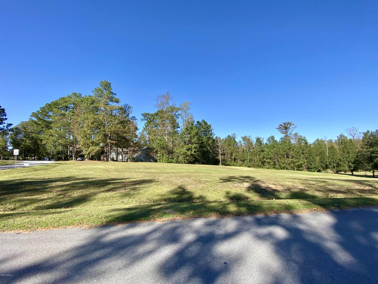 L53a Country Club Drive - Photo 1