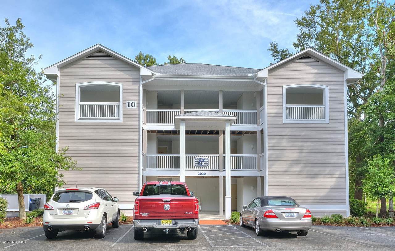 3030 Marsh Winds Circle - Photo 1