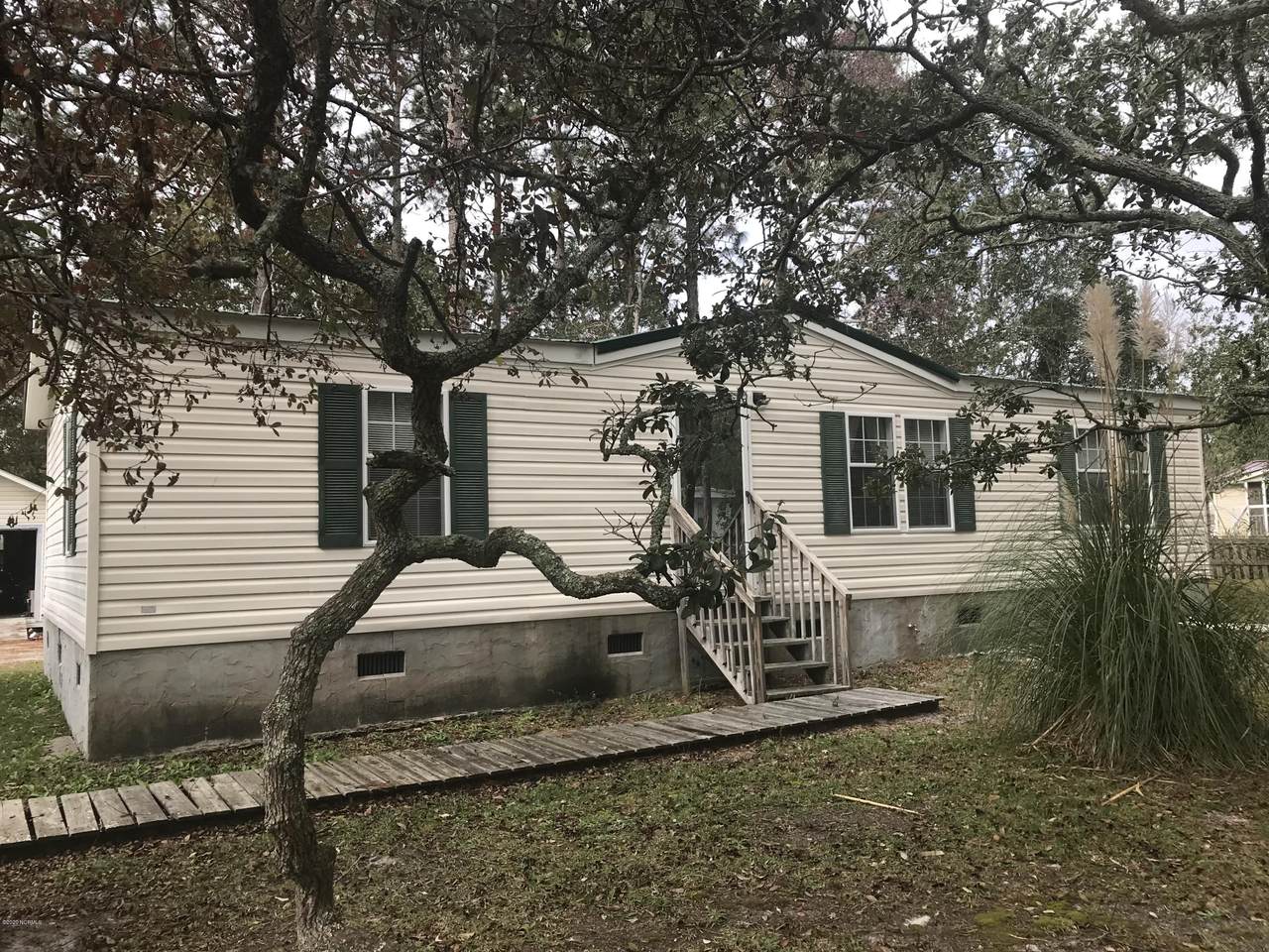 682 Darby Street - Photo 1