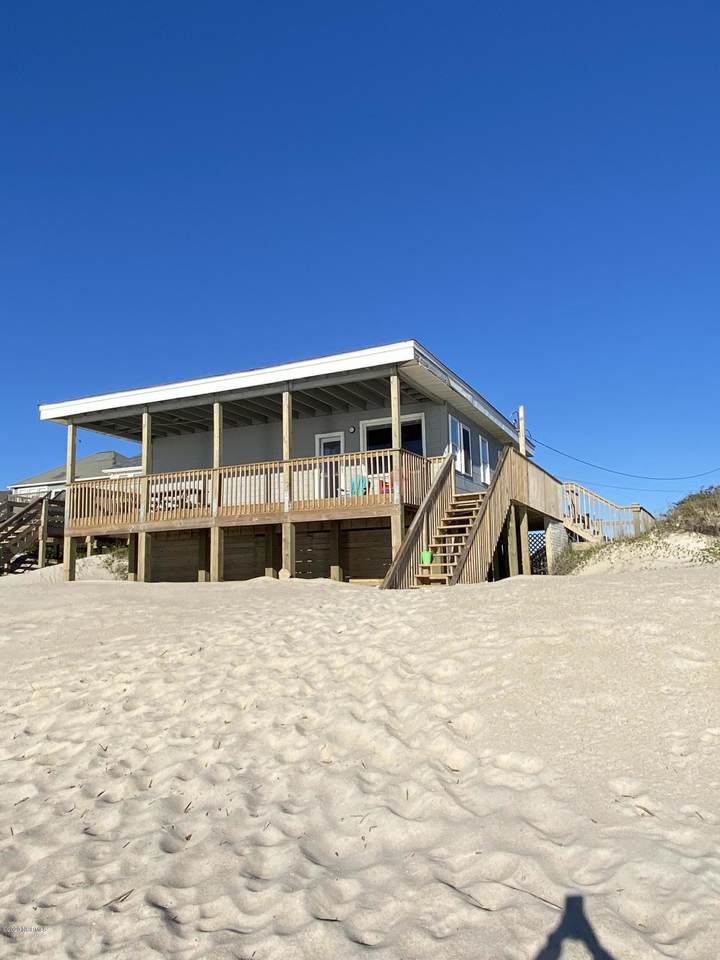 522 Shore Drive - Photo 1