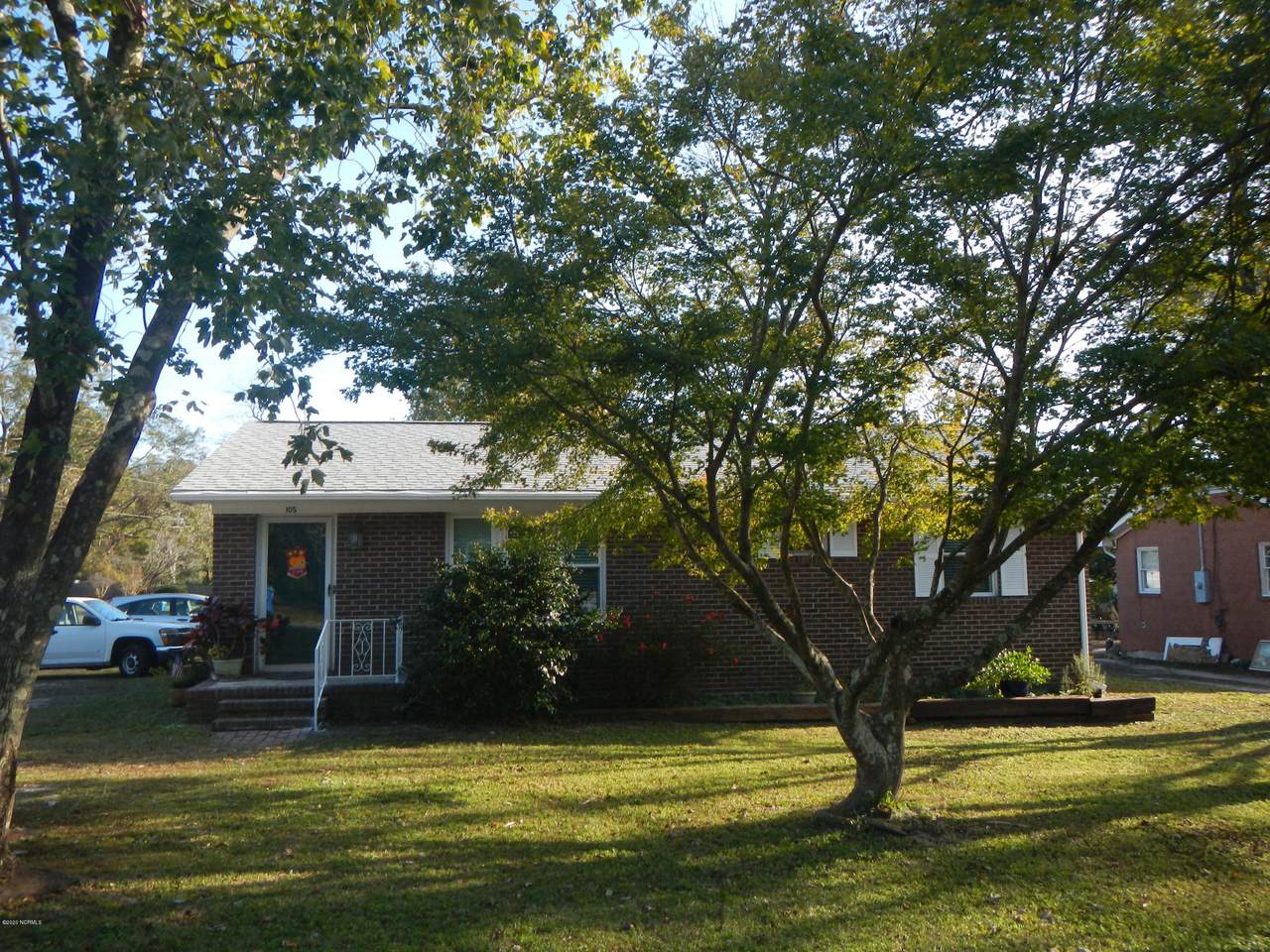 105 Sunnyvale Drive - Photo 1