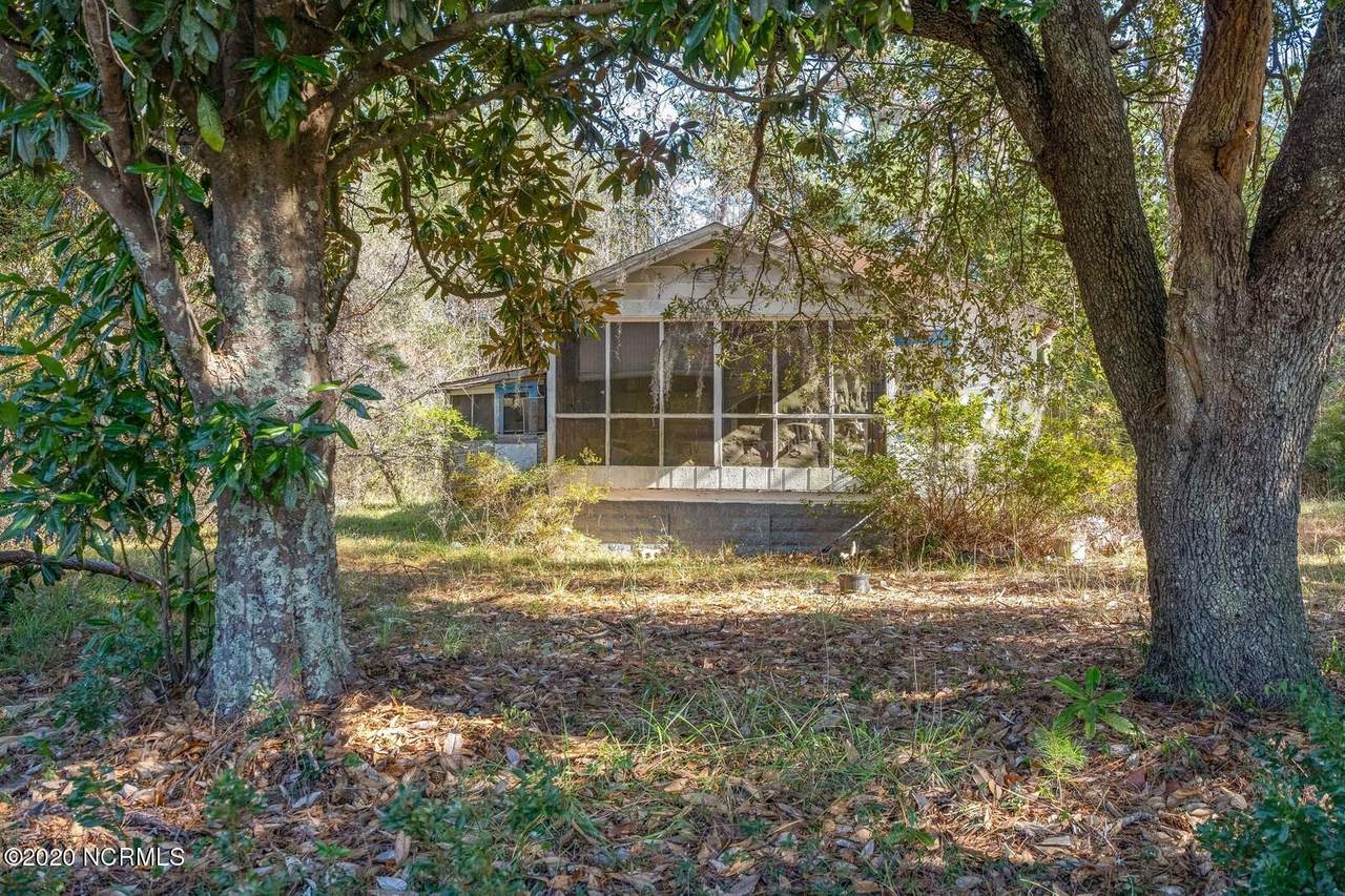 348 Shaw Highway - Photo 1